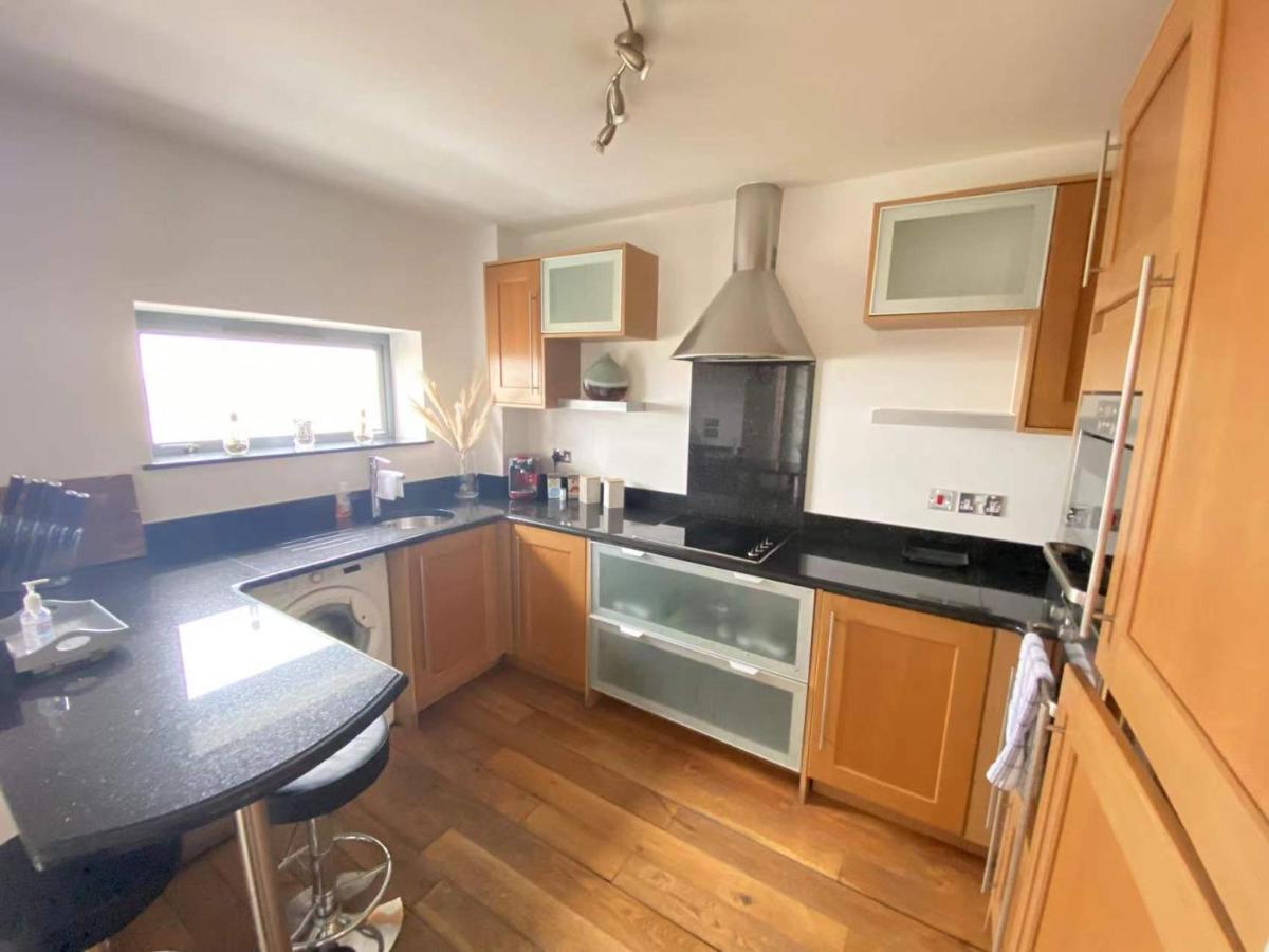 Beach Front Apt With Stunning Sea View Swansea Exterior photo